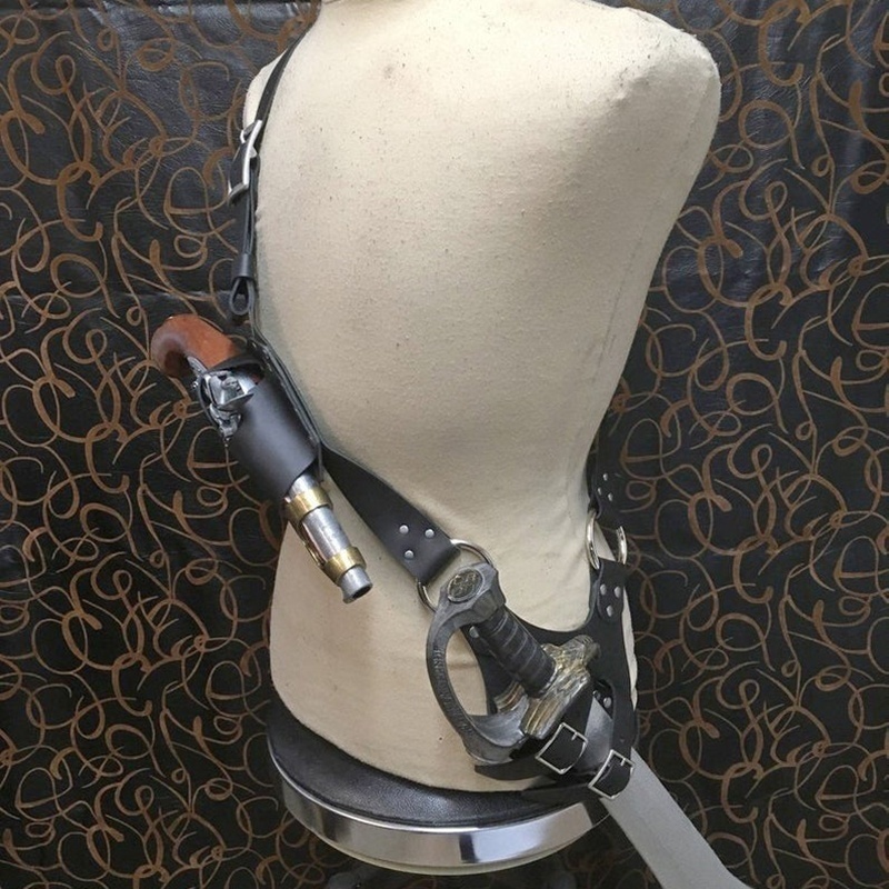 حزام كتف من الجلد على طراز الق - مراجعة Men Accessories Style وسعره